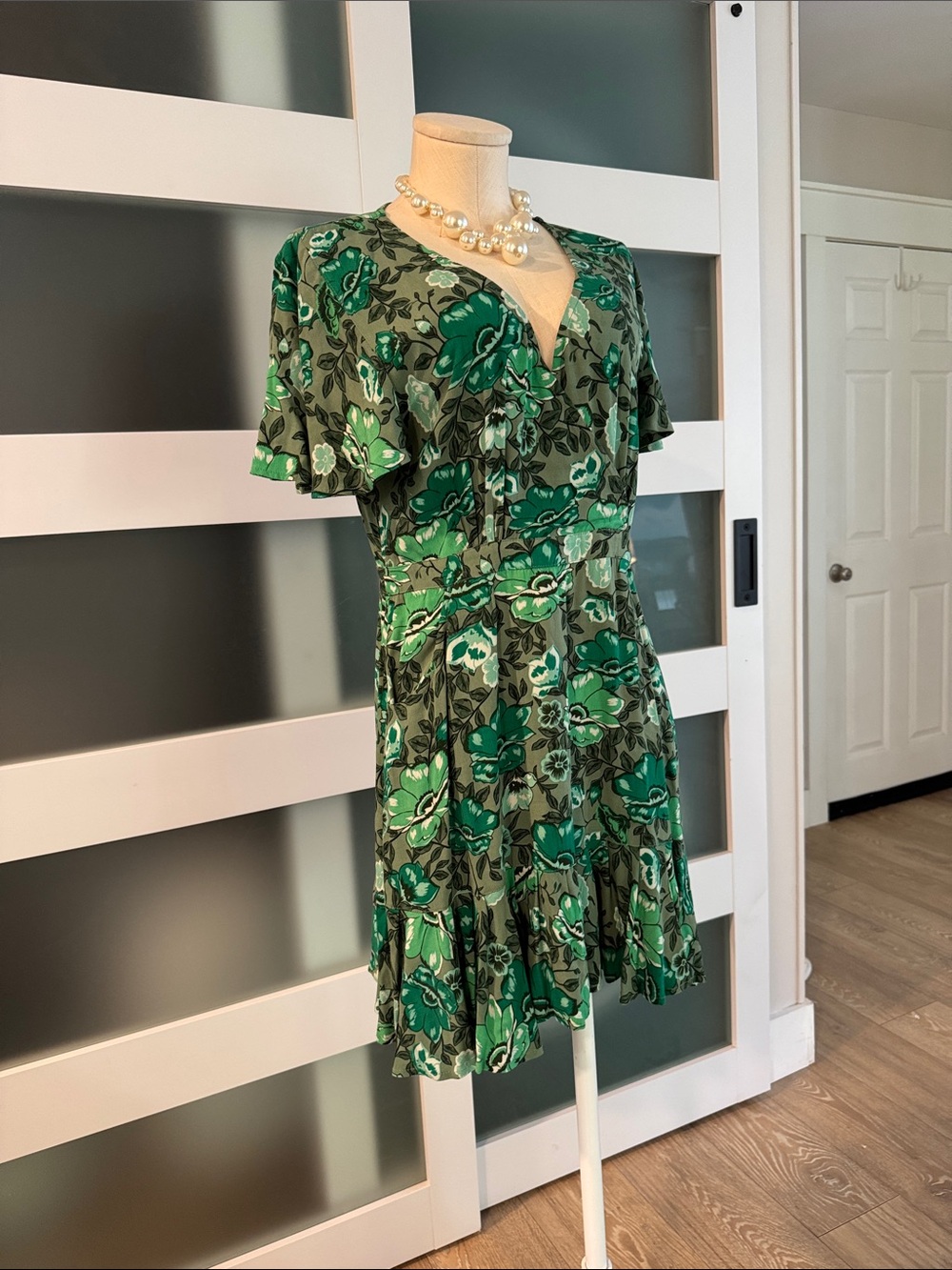 Spell Green flouncy Summer Floral Wrap Mini Dress in Medium - Picture 3 of 17